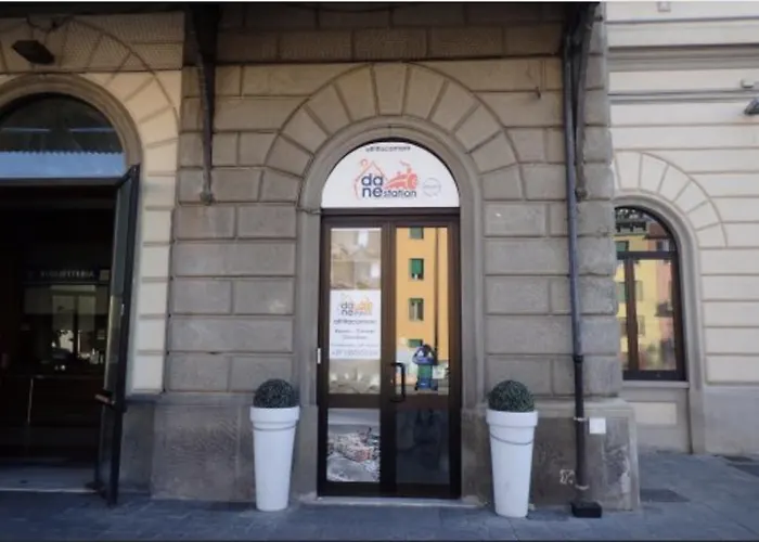 卡萨戴纳酒店 3*