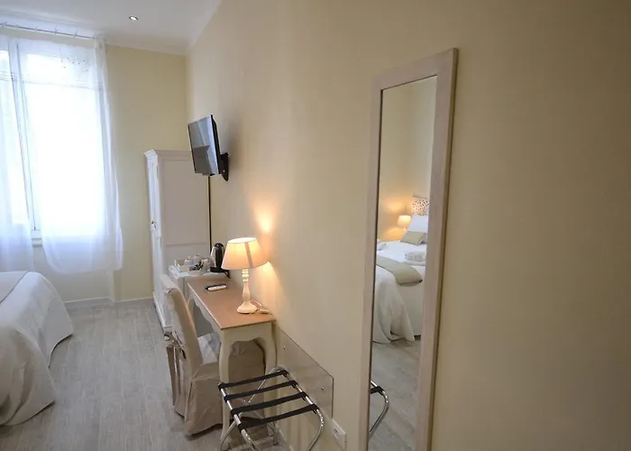 招待所 卡萨戴纳酒店 3*