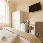 卡萨戴纳酒店