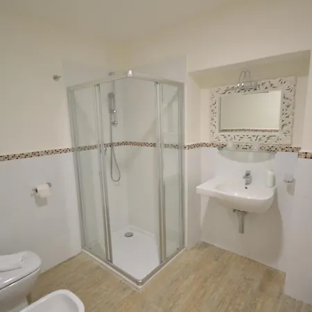 Casa Dane' בית הארחה 3*